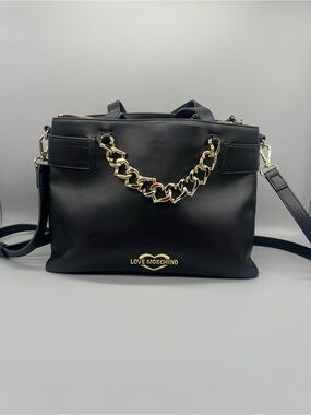 Love moschino purse